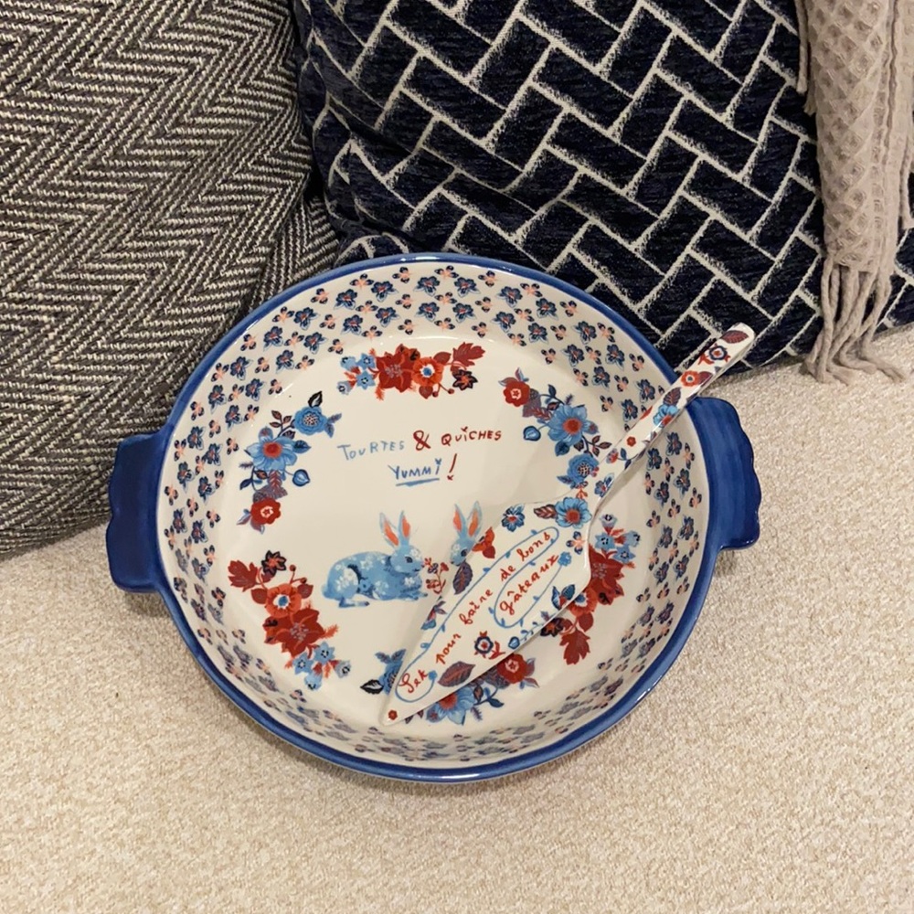 New Anthropologie Ceramic Pie Pan Dish Set